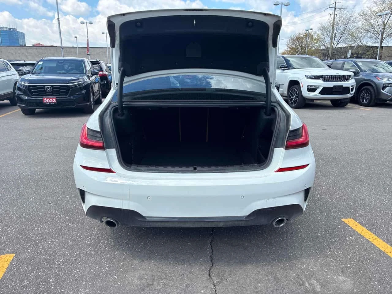 BMW 330 * 330i xDrive * CARFAX * ���� �� �� | Mobile.bg � ����������� 14