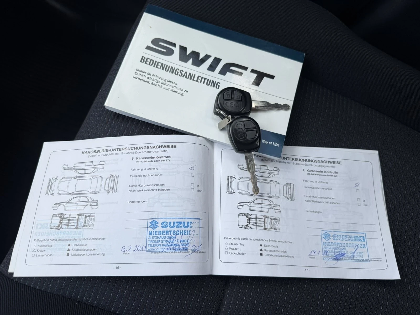 Suzuki Swift 1.3 I 4x4 КЛИМА, снимка 11 - Автомобили и джипове - 54791018