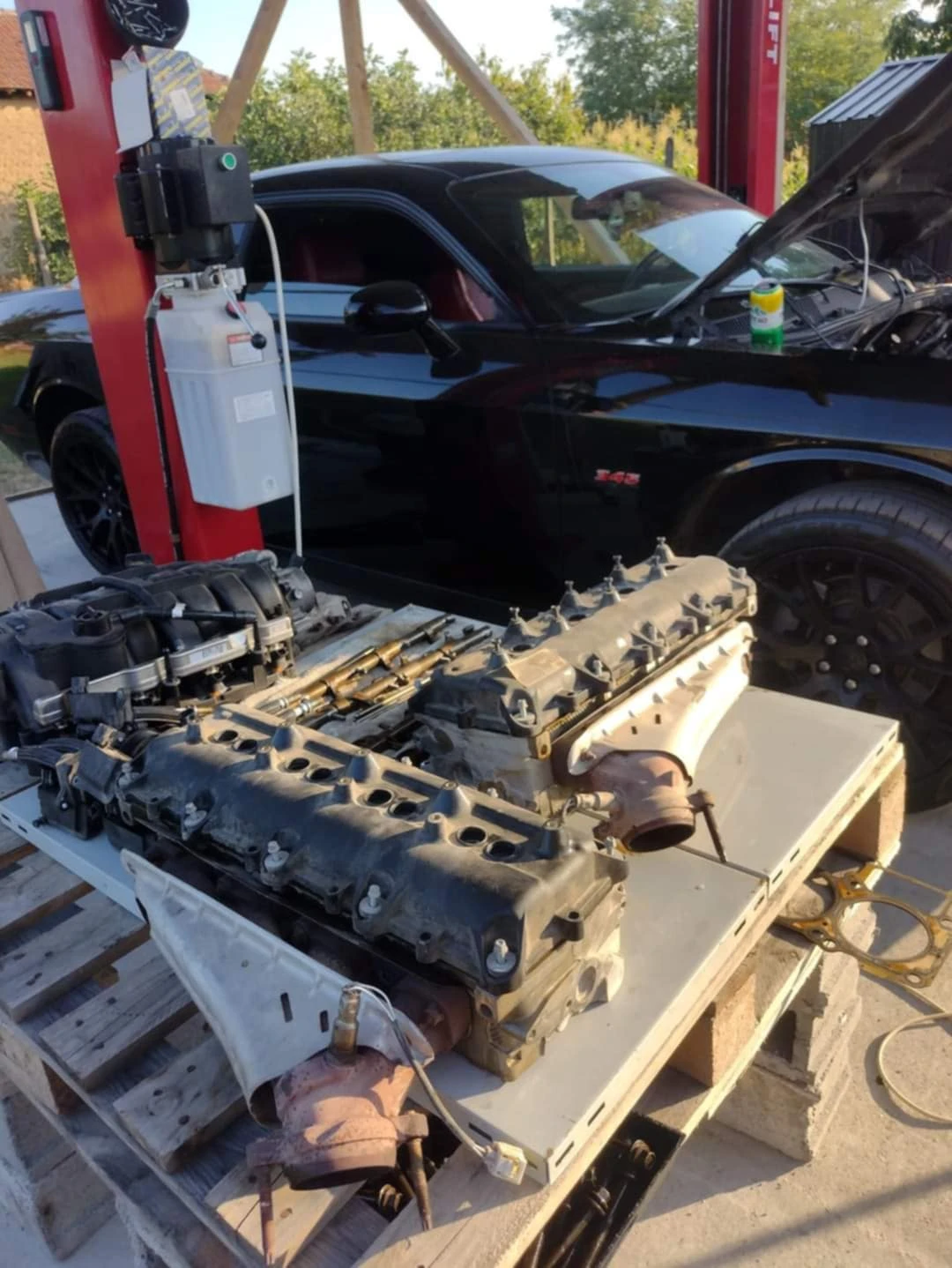 Dodge Challenger 5.7 R/T HEMI, снимка 9 - Автомобили и джипове - 54983557