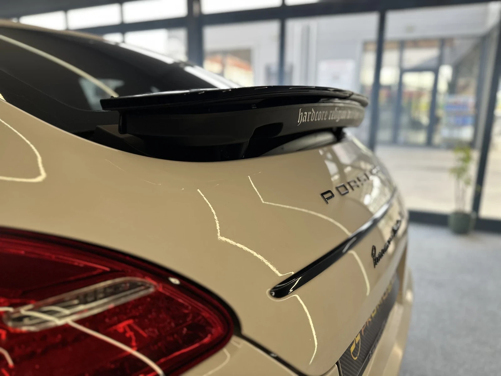Porsche Panamera Turbo* Ceramic* Burm3D* SportChro* ЛИЗИНГ, снимка 4 - Автомобили и джипове - 55135194
