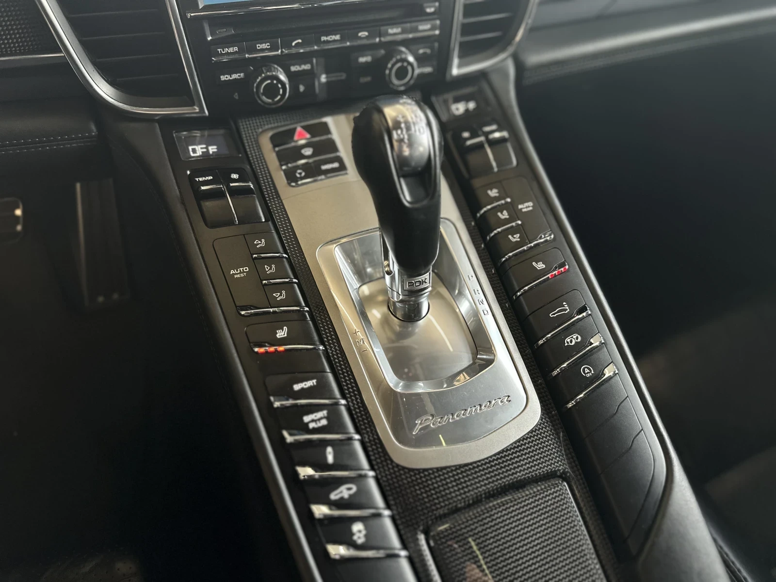 Porsche Panamera Turbo* Ceramic* Burm3D* SportChro* ЛИЗИНГ, снимка 14 - Автомобили и джипове - 55135194