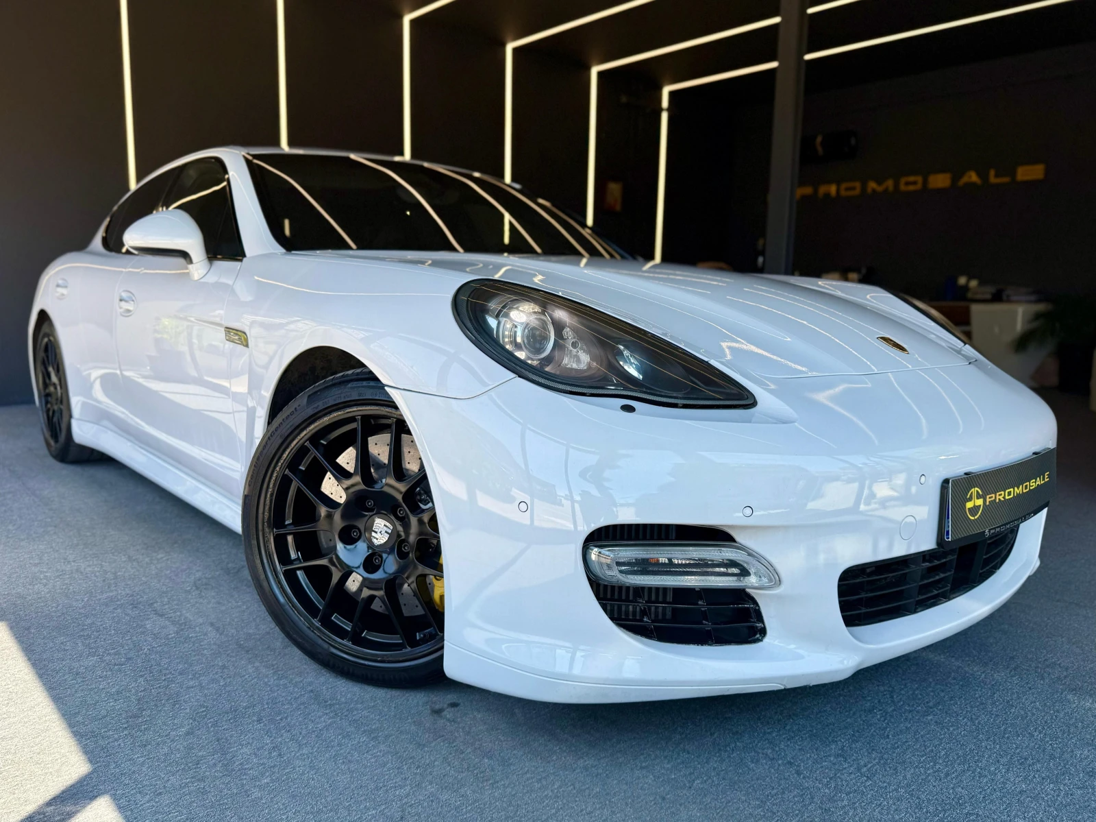 Porsche Panamera Turbo* Ceramic* Burm3D* SportChro* ЛИЗИНГ