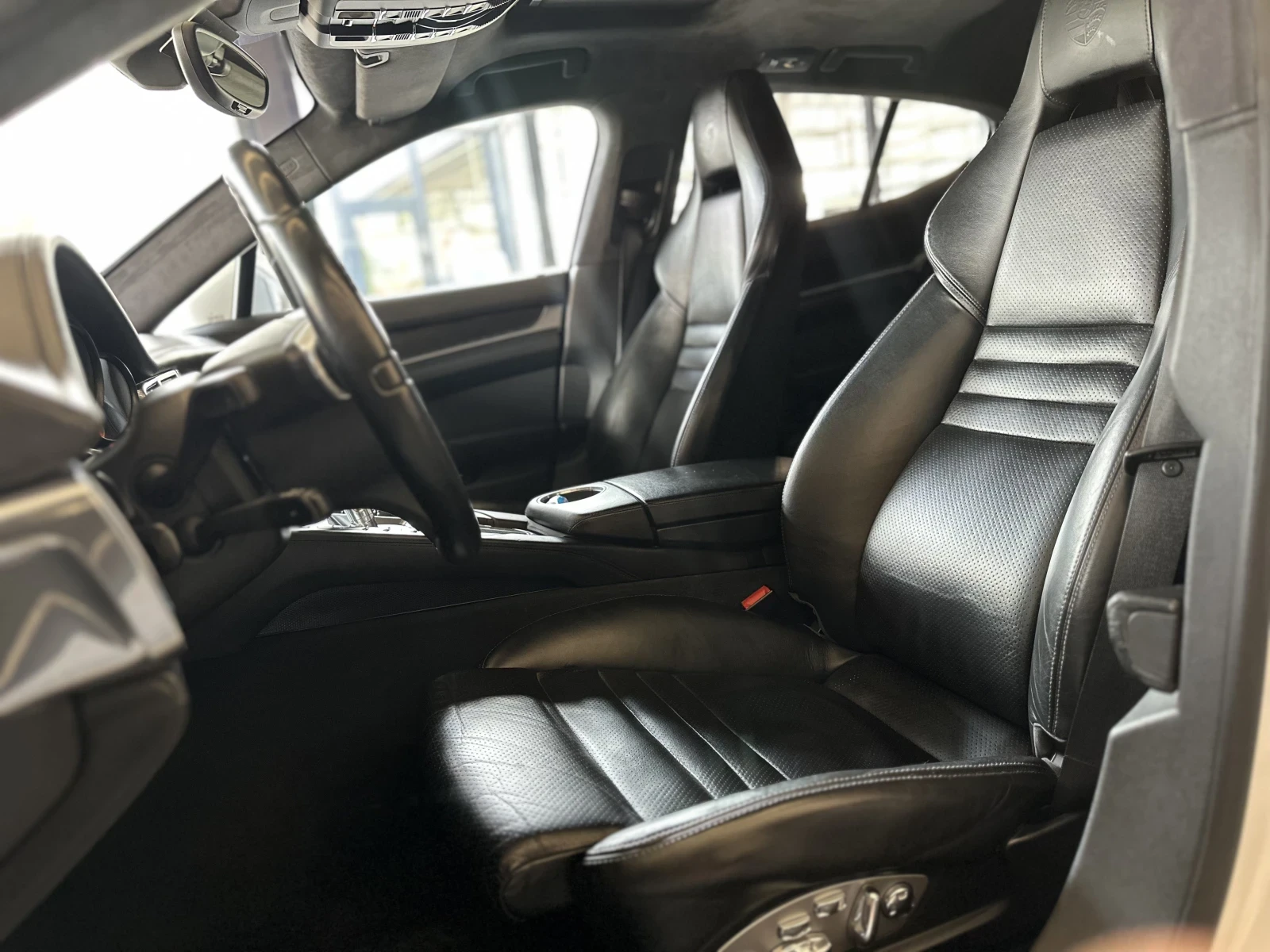Porsche Panamera Turbo* Ceramic* Burm3D* SportChro* ЛИЗИНГ, снимка 10 - Автомобили и джипове - 55135194