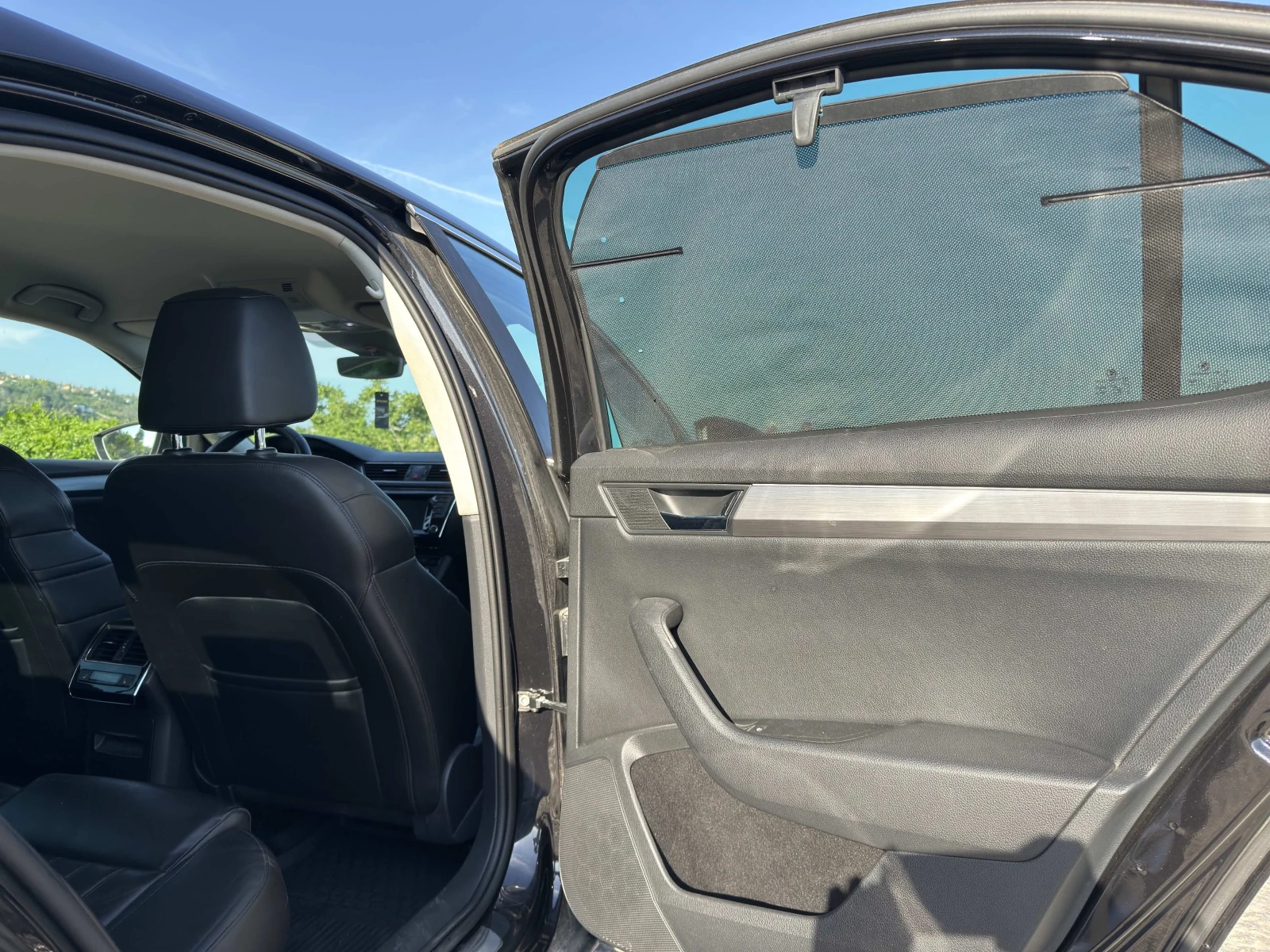 Skoda Superb, снимка 12 - Автомобили и джипове - 55189164