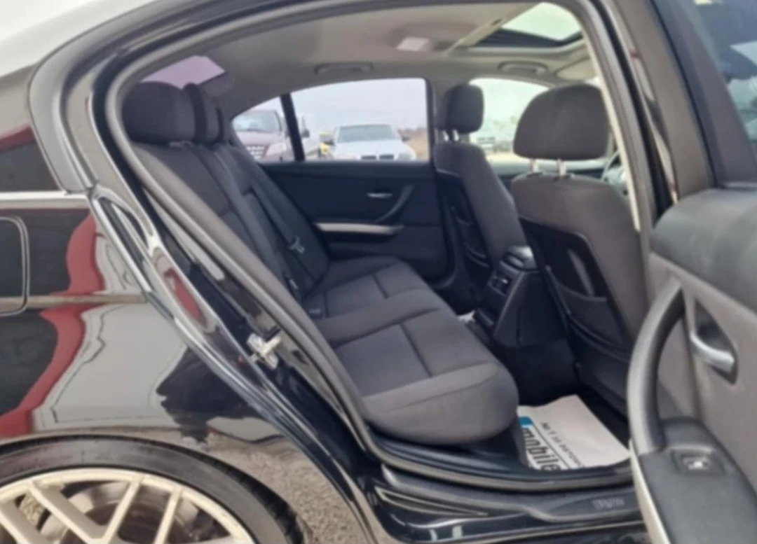 BMW 320 d M PACK Facelift, снимка 11 - Автомобили и джипове - 55233938