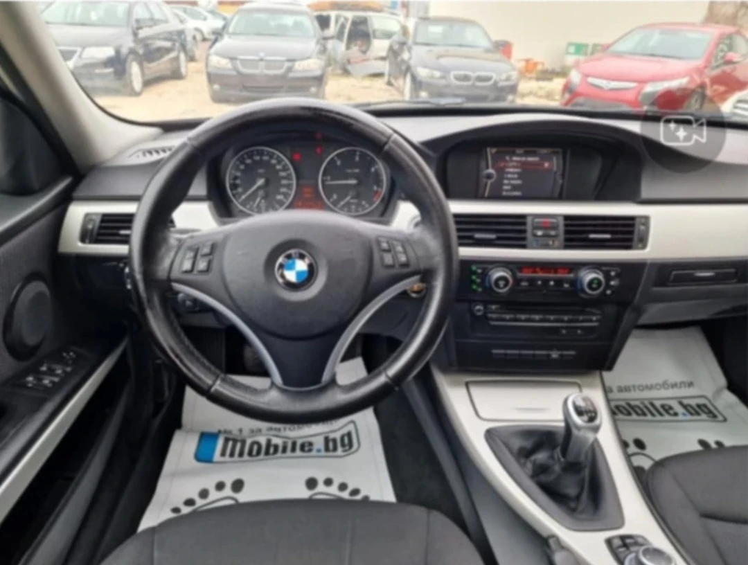 BMW 320 d M PACK Facelift, снимка 6 - Автомобили и джипове - 55233938