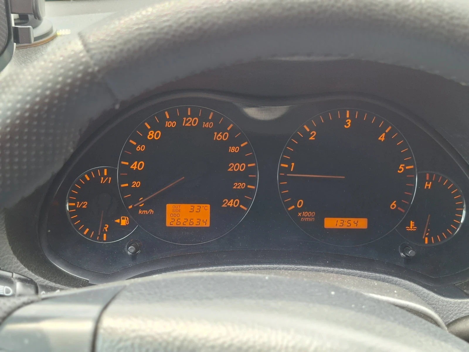 Toyota Avensis 2.2 d4d 150 k.c Elegant, снимка 8 - Автомобили и джипове - 55314006