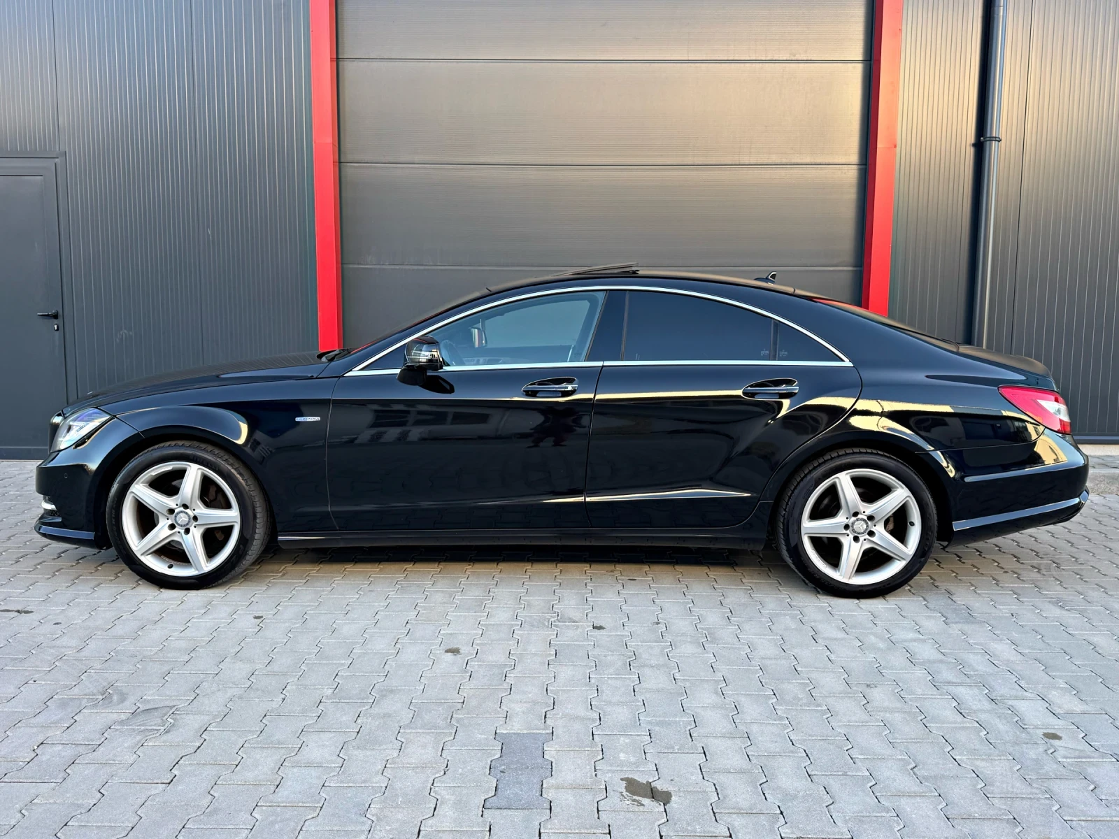 Mercedes-Benz CLS 350 i V6/AMG/FULL/ШВЕЙЦАРИЯ!!!, снимка 4 - Автомобили и джипове - 55467329