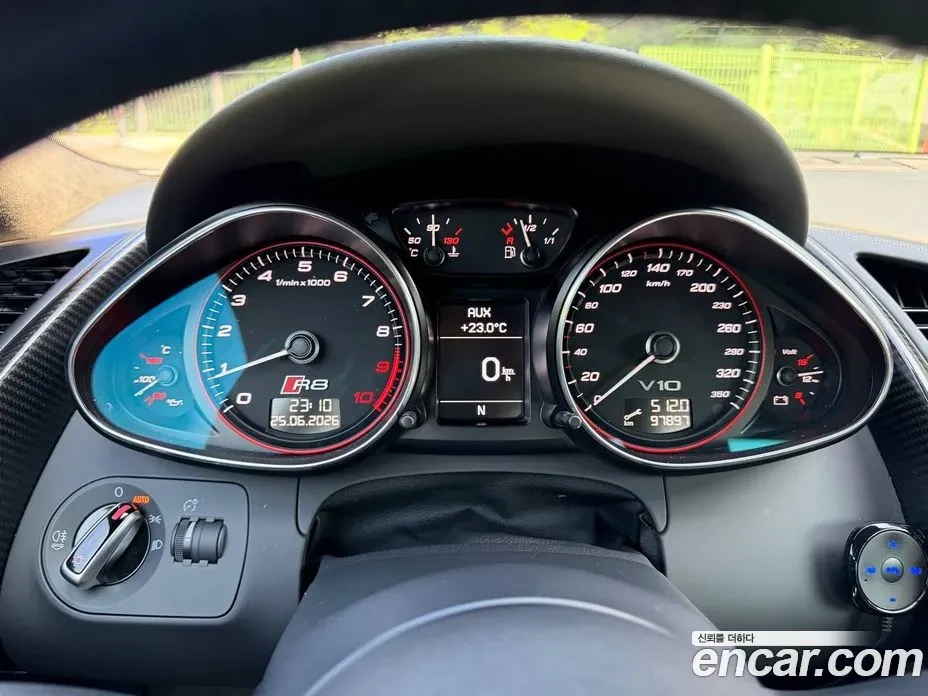 Audi R8 V10 COUPE, снимка 6 - Автомобили и джипове - 55618202