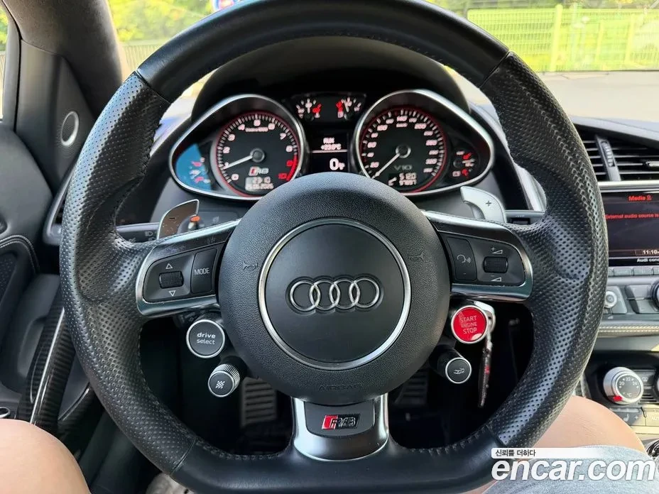 Audi R8 V10 COUPE, снимка 5 - Автомобили и джипове - 55618202
