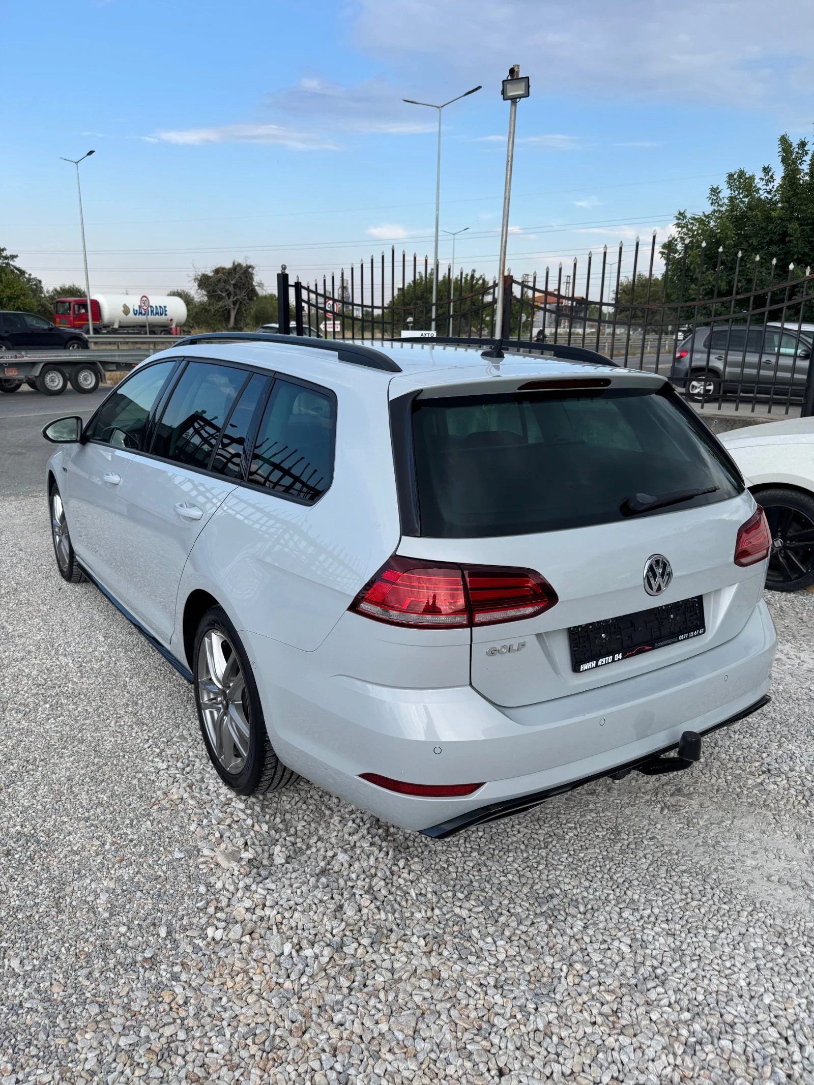 VW Golf 2.0 tdi Rline blue motion, снимка 6 - Автомобили и джипове - 55806392
