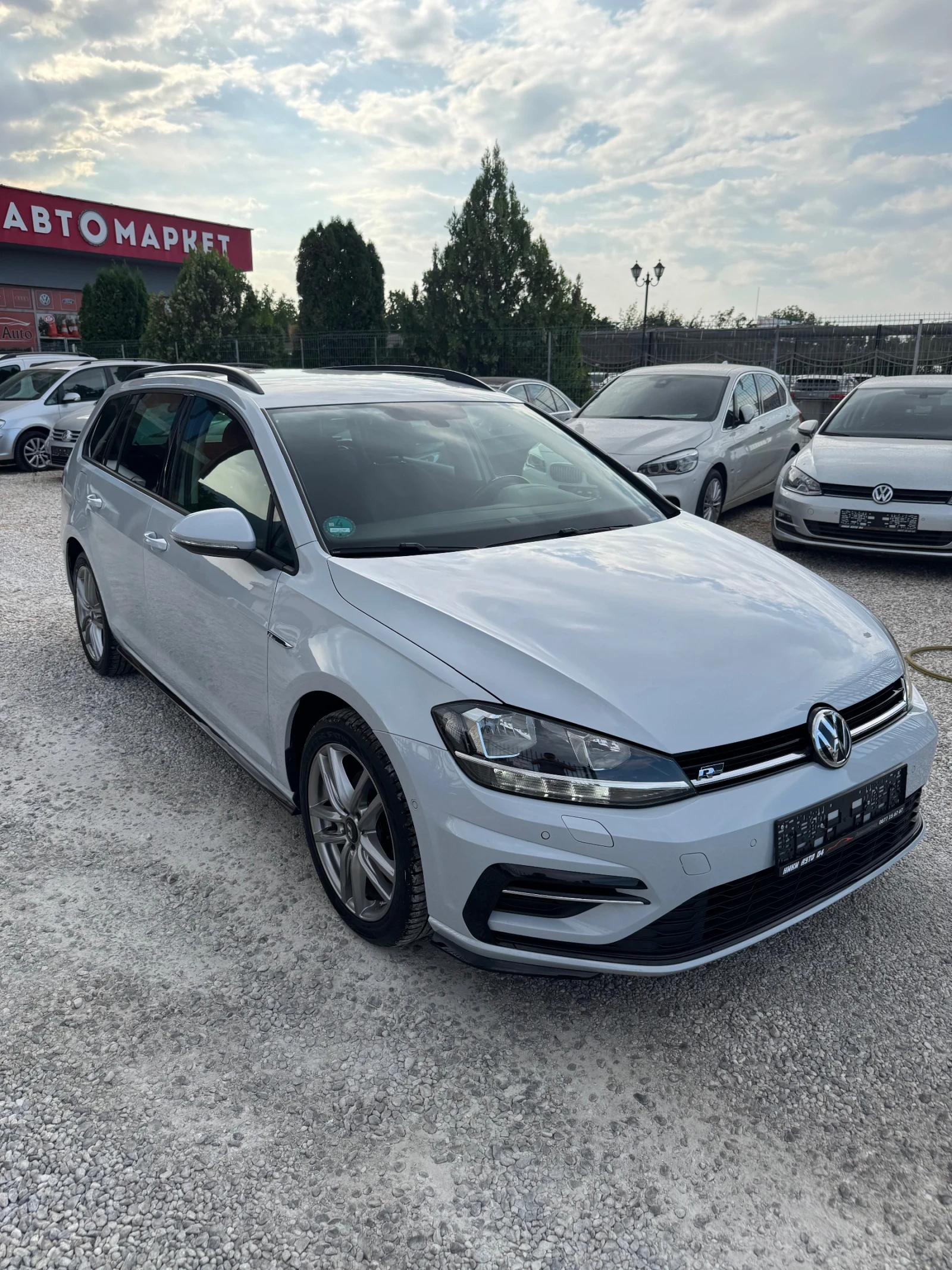 VW Golf 2.0 tdi Rline blue motion, снимка 3 - Автомобили и джипове - 55806392