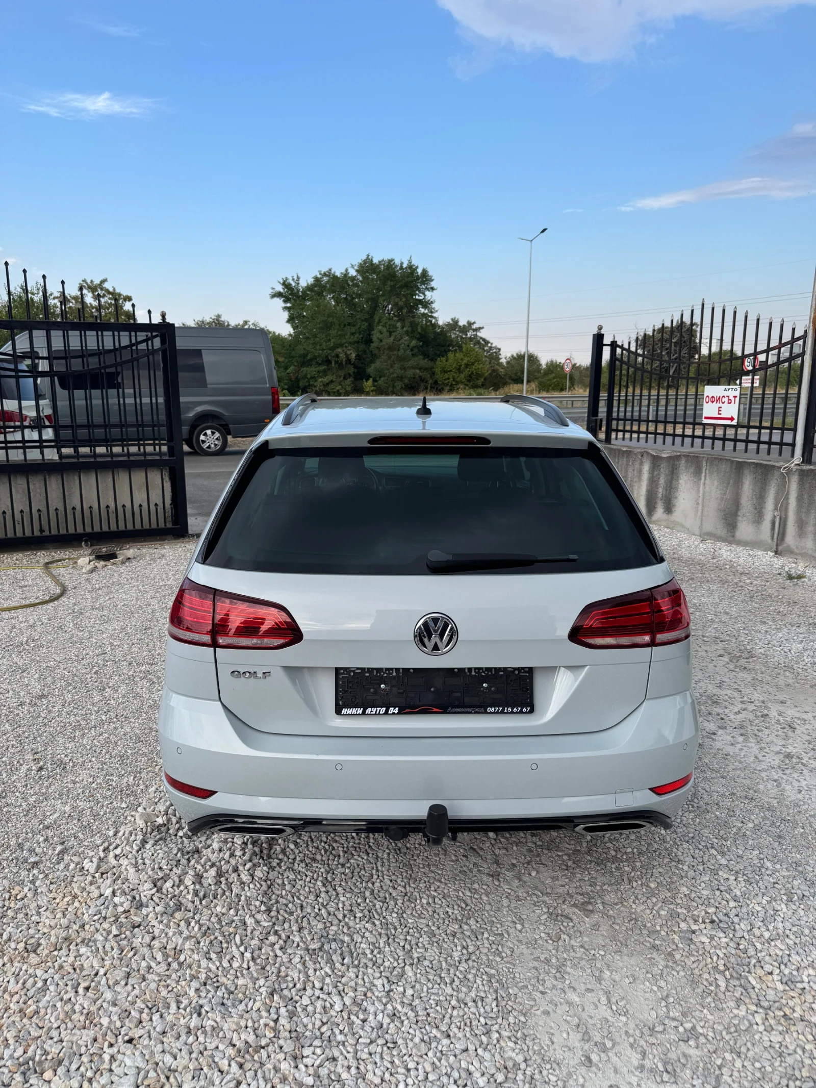 VW Golf 2.0 tdi Rline blue motion, снимка 5 - Автомобили и джипове - 55806392
