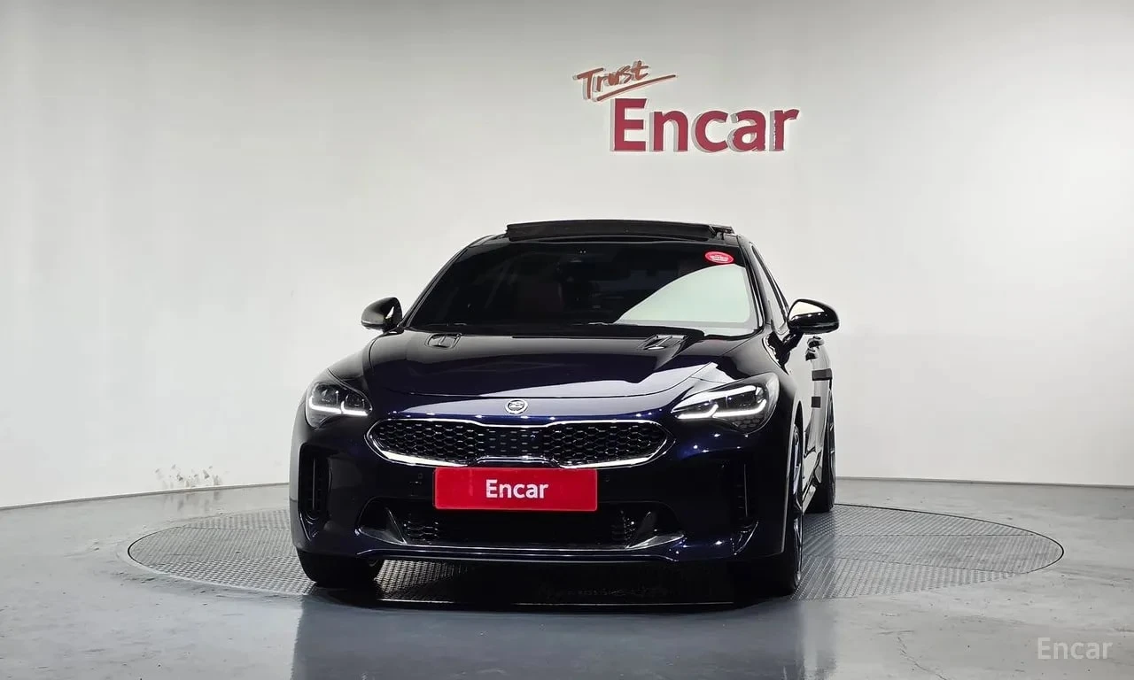 Kia Stinger 3.3 Turbo AWD | АВТОФИНАНСИРАНЕ, снимка 3 - Автомобили и джипове - 56122285