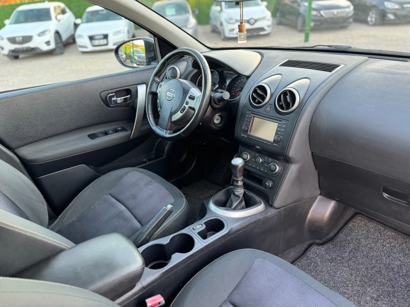 Nissan Qashqai 1.6dci , снимка 10 - Автомобили и джипове - 47817275