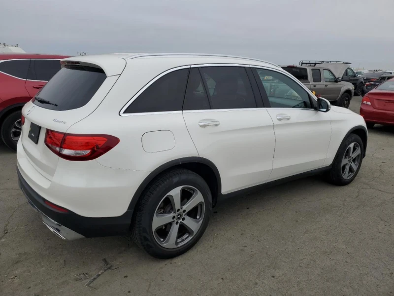 Mercedes-Benz GLC 300 4MATIC , снимка 4 - Автомобили и джипове - 48295838