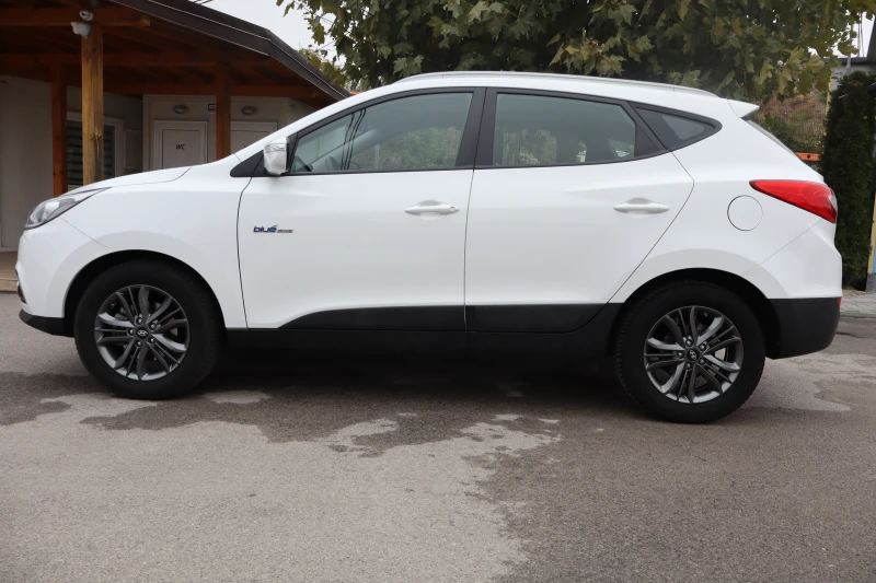 Hyundai IX35 1.6i-97000km!!!, снимка 8 - Автомобили и джипове - 51961871