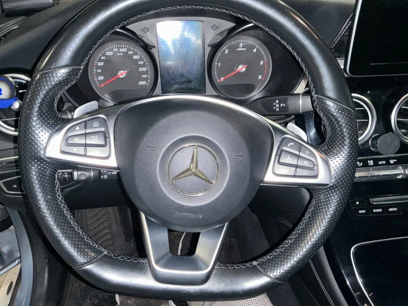 Mercedes-Benz GLC 220 220 4Matic, снимка 11 - Автомобили и джипове - 53511622