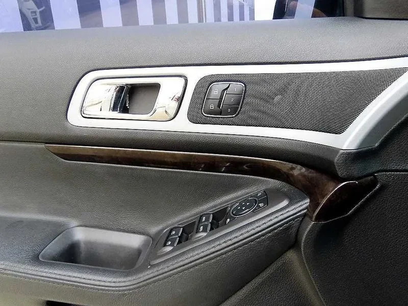 Ford Explorer 3.5 AWD - САМО 30% АВАНС, снимка 12 - Автомобили и джипове - 56368570