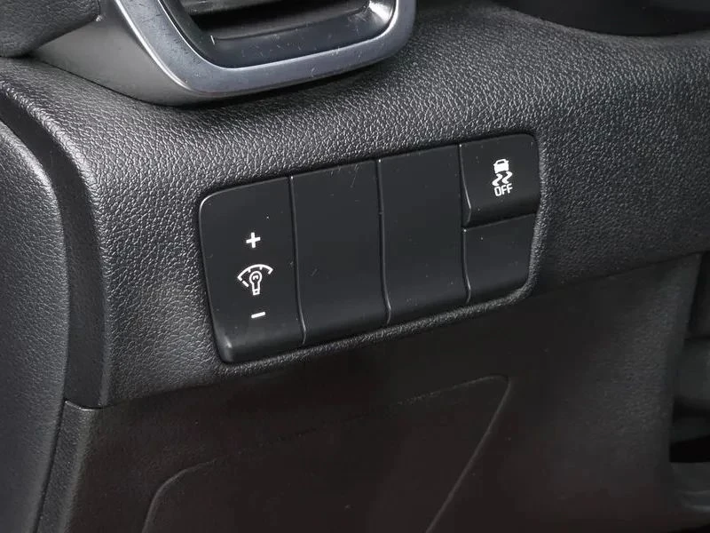 Kia Sportage, снимка 14 - Автомобили и джипове - 56688283