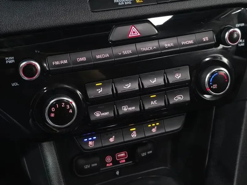 Kia Sportage, снимка 17 - Автомобили и джипове - 56688283