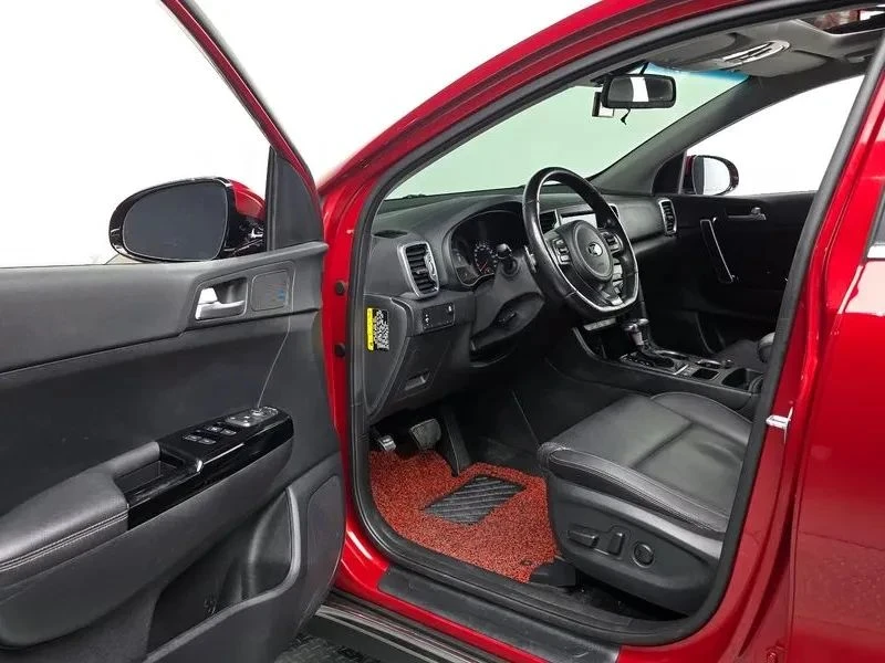 Kia Sportage, снимка 9 - Автомобили и джипове - 56688283