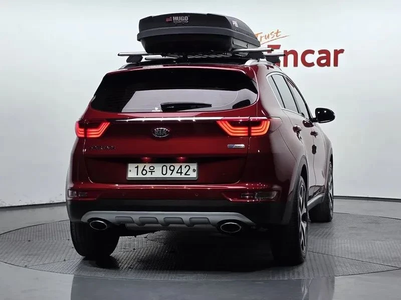 Kia Sportage, снимка 3 - Автомобили и джипове - 56688283