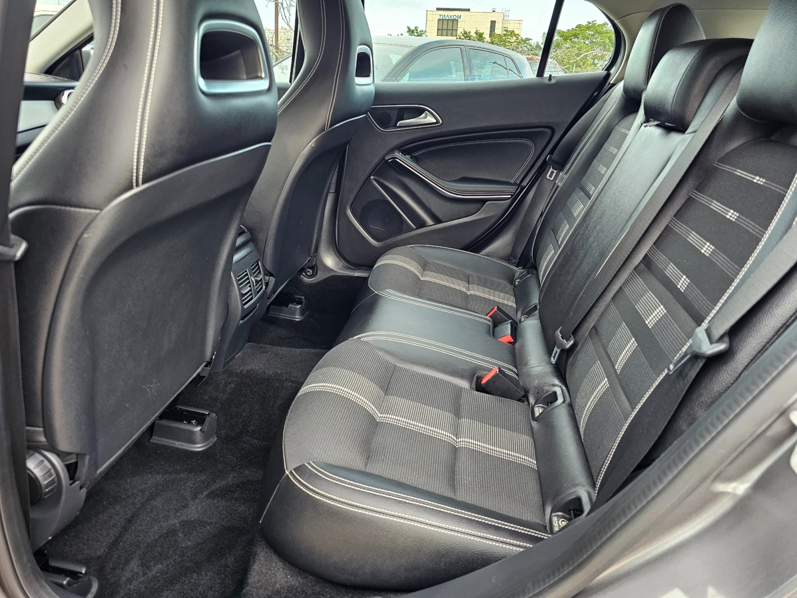 Mercedes-Benz GLA 200 CDI, 136к.с., Facelift  - изображение 10