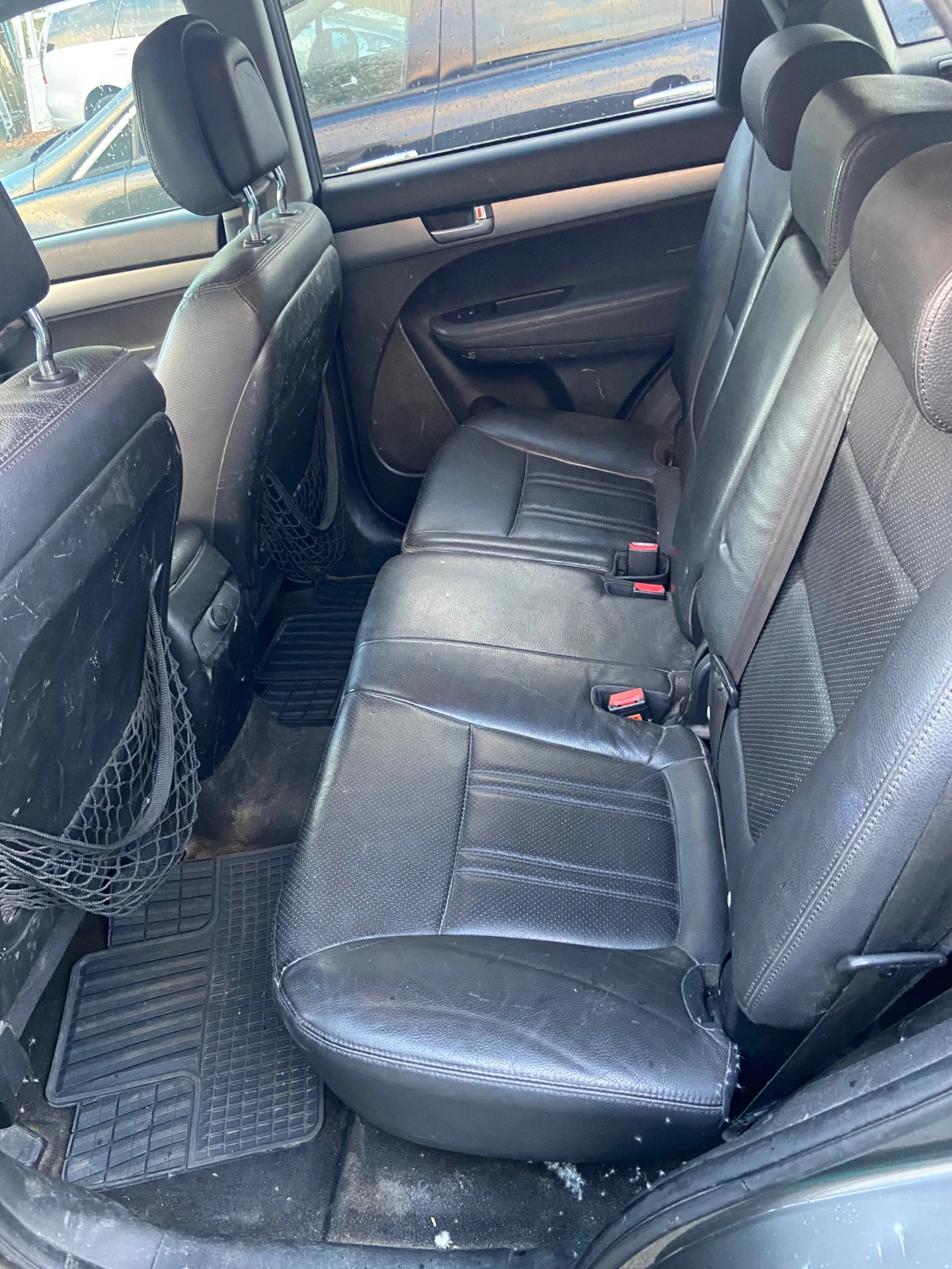 Kia Sorento 2.0d 150кс 7-местен - изображение 9