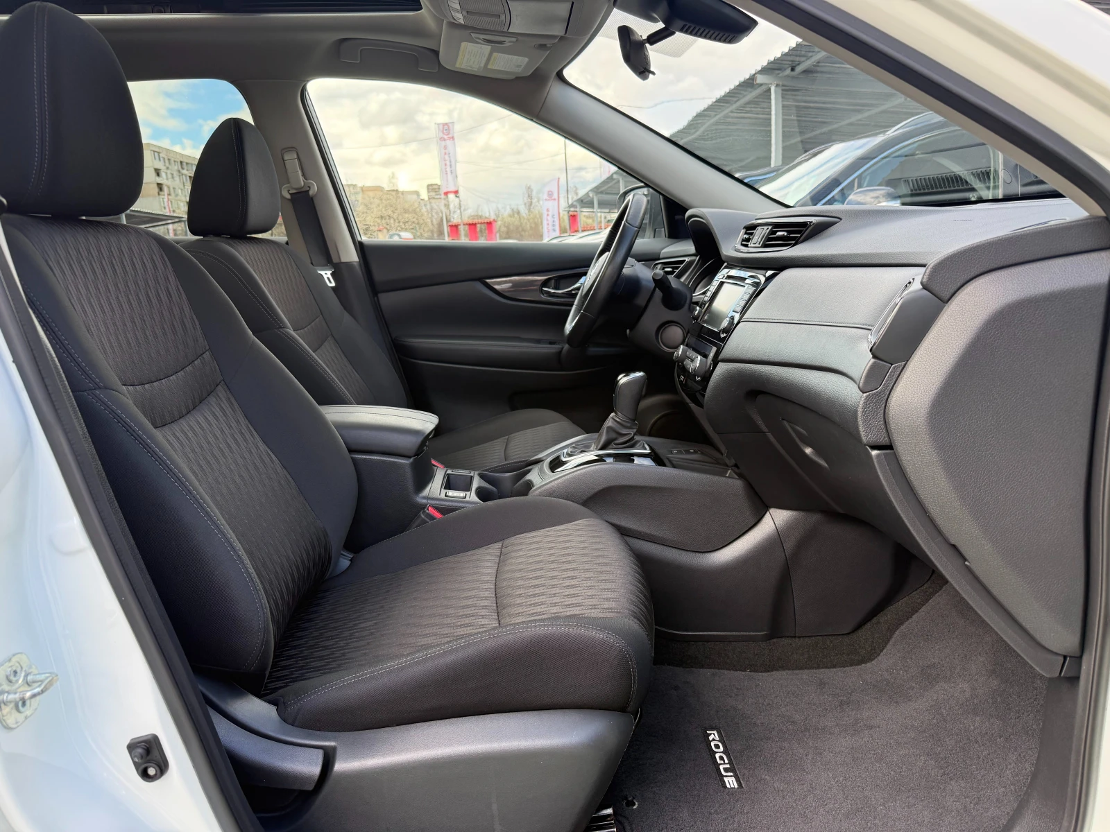 Nissan X-trail SV 2.5 AWD, снимка 8 - Автомобили и джипове - 54110374