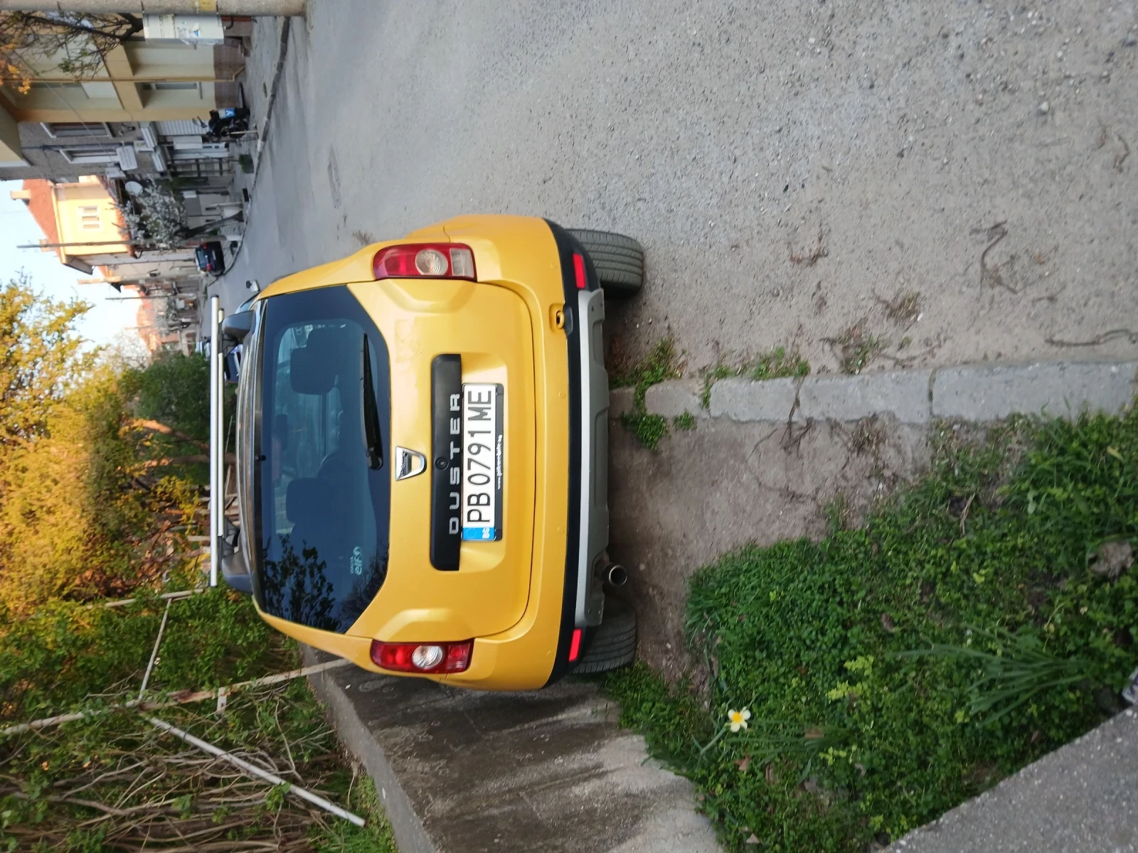 Dacia Duster, снимка 2 - Автомобили и джипове - 54140742