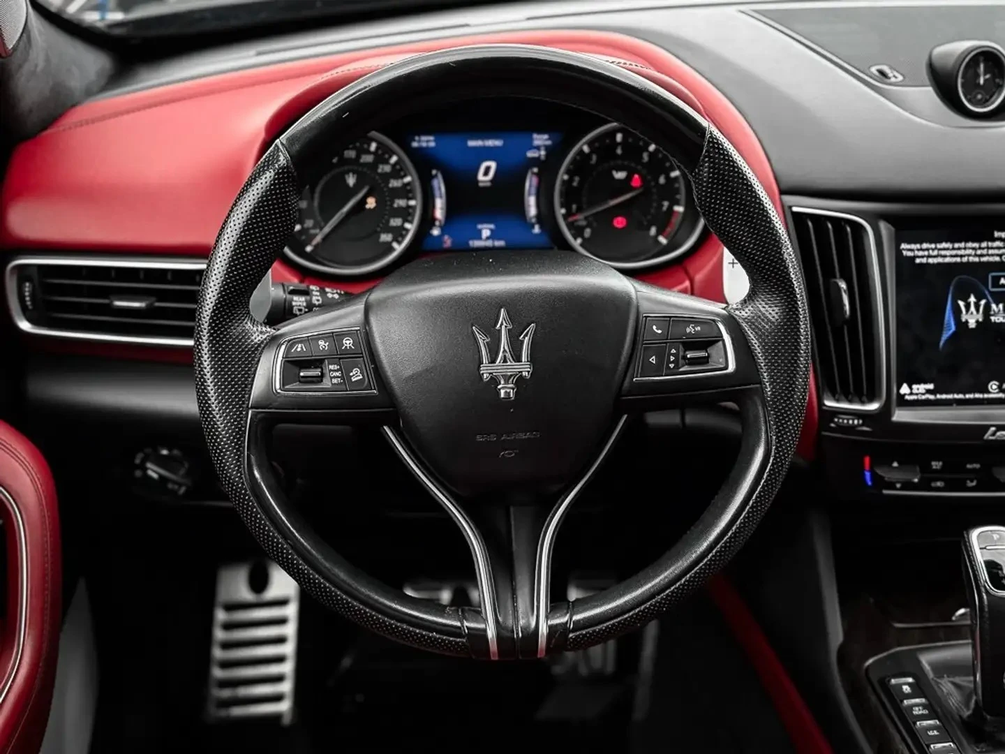Maserati Levante GTS ЦЕНА ДО БЪЛГАРИЯ РЕГИСТРАЦИЯ & АВТОКРЕДИТ, снимка 4 - Автомобили и джипове - 55023214