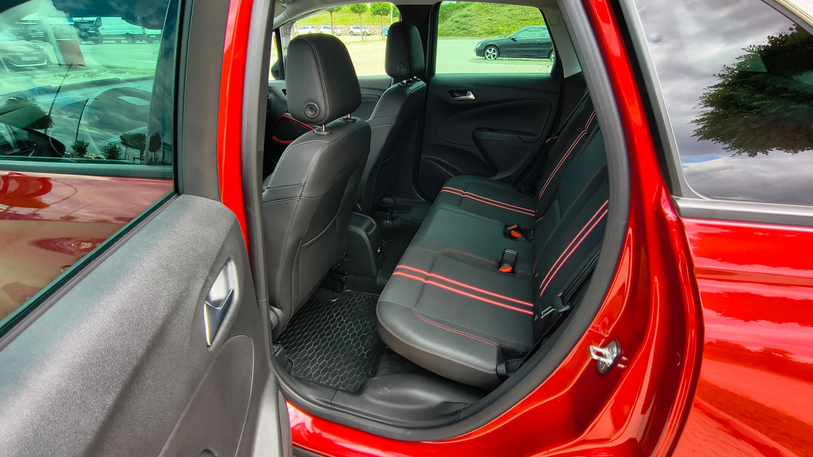 Opel Crossland X GS Line, снимка 11 - Автомобили и джипове - 55243275