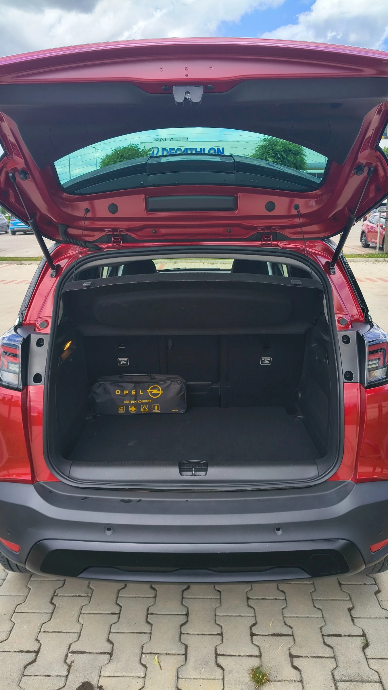 Opel Crossland X GS Line, снимка 9 - Автомобили и джипове - 55243275