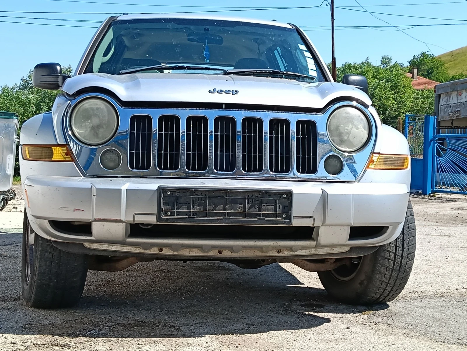 Jeep Cherokee KJ 2.8 CRD, снимка 2 - Автомобили и джипове - 55258161