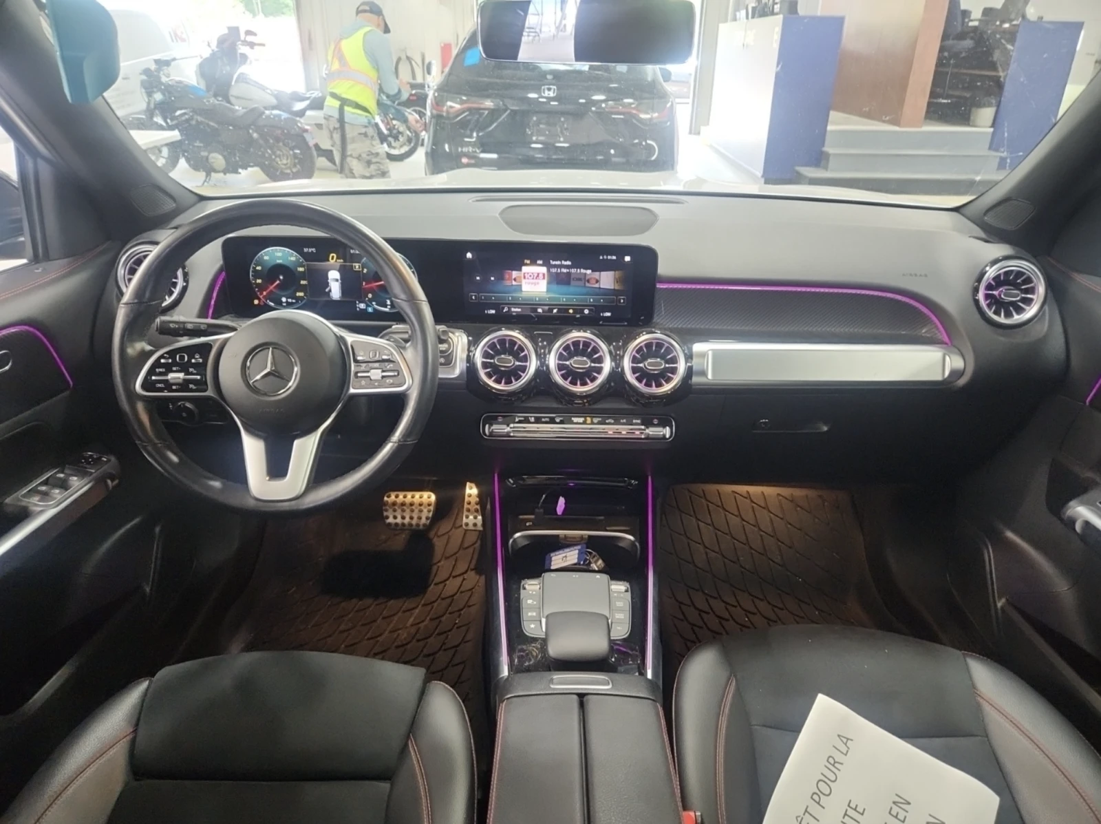 Mercedes-Benz GLB 250 2022 Mercedes-Benz GLB 250, снимка 7 - Автомобили и джипове - 55440813