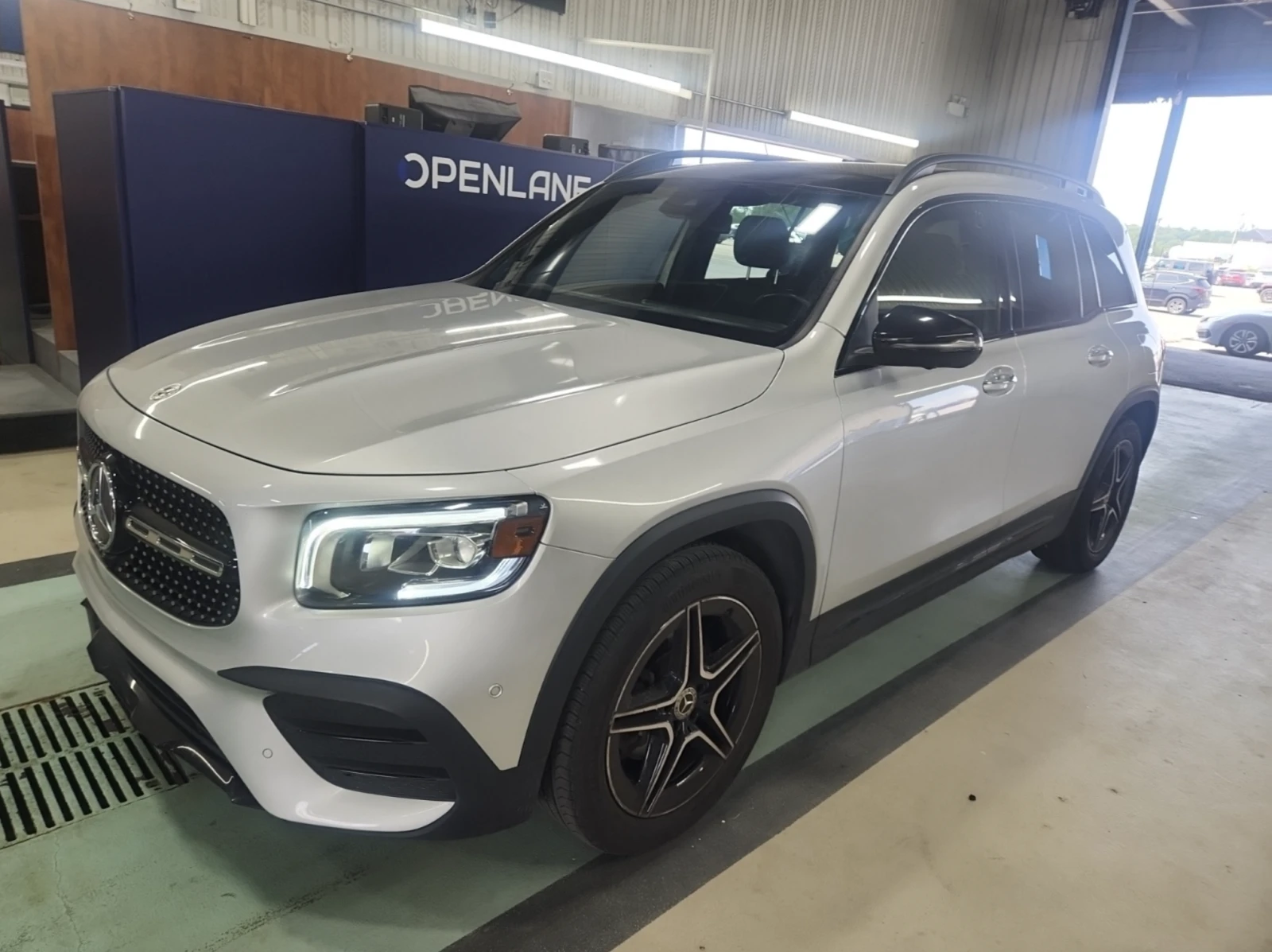 Mercedes-Benz GLB 250 2022 Mercedes-Benz GLB 250