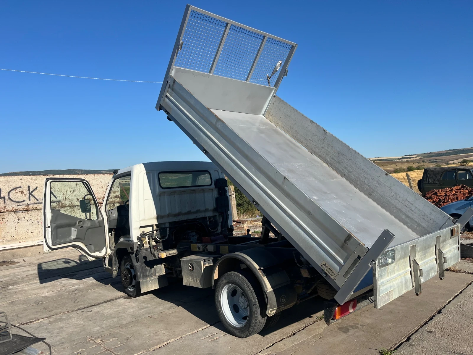 Mitsubishi Canter 2.8 tdi - изображение 3