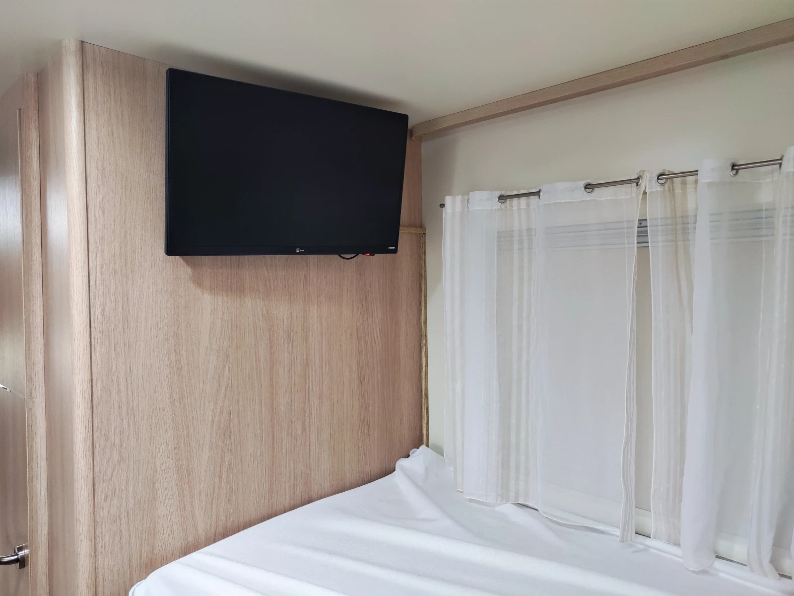  Giottiline 395 | Mobile.bg   12