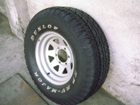 Гуми с джанти Dunlop 265/75R15