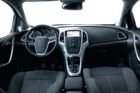 Opel Astra 1.6T БЕНЗИН 127000км, снимка 10