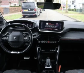 Peugeot 208  GT-Line 130 к.с. с панорама, снимка 4