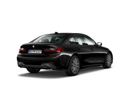 BMW 320 xDrive Sedan, снимка 3