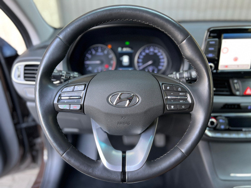 Hyundai I30 -Facelift- Full-Leather-Led-Distronic-55000km-, снимка 8 - Автомобили и джипове - 42038678