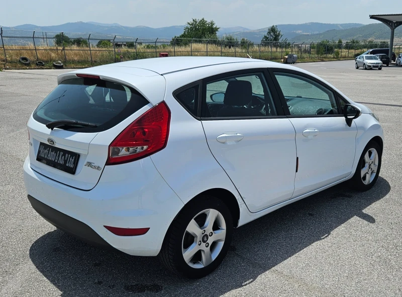 Ford Fiesta 1.6 TDCI, снимка 9 - Автомобили и джипове - 43853574