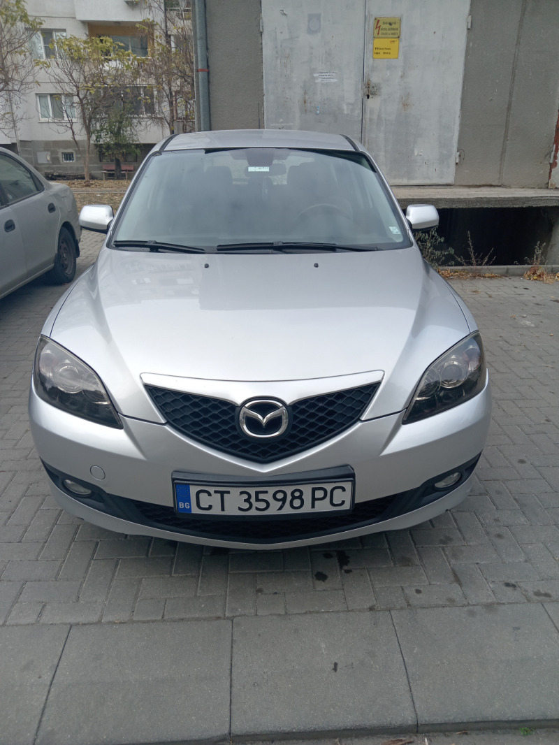 Mazda 3, снимка 1 - Автомобили и джипове - 45603664