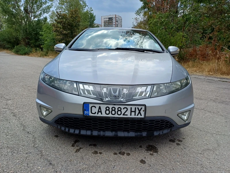 Honda Civic 1.8 V-TEC, снимка 2 - Автомобили и джипове - 47066081