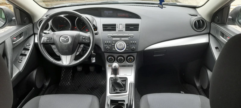 Mazda 3 1.6HDI 109ks, снимка 13 - Автомобили и джипове - 47281250