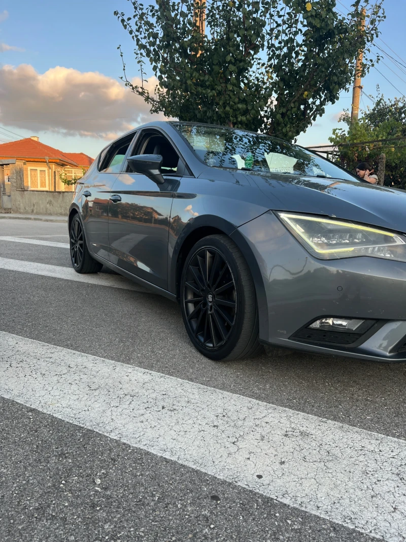 Seat Leon, снимка 15 - Автомобили и джипове - 47348827