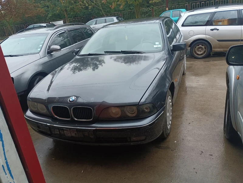 BMW 520, снимка 3 - Автомобили и джипове - 47556034